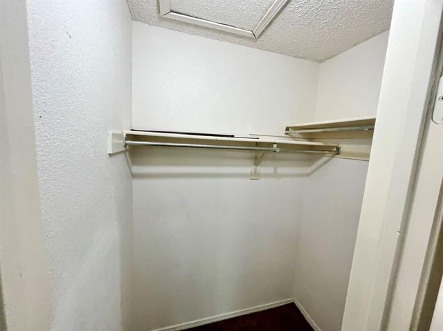 112 Hillside CV B, Elgin, TX 78621