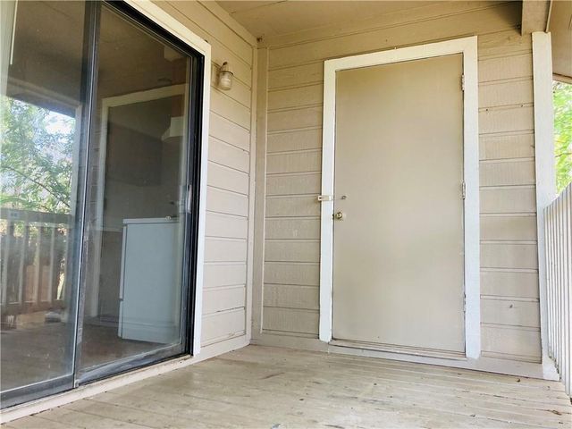 112 Hillside CV B, Elgin, TX 78621