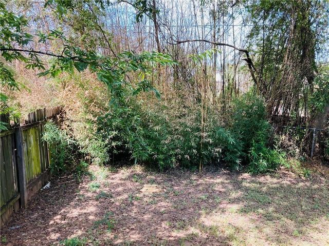 112 Hillside CV B, Elgin, TX 78621
