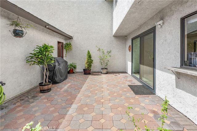 1401 W Cerritos 64, Anaheim, CA 92802
