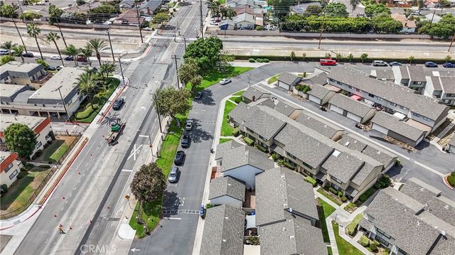 1401 W Cerritos 64, Anaheim, CA 92802