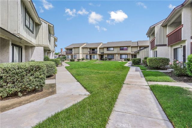 1401 W Cerritos 64, Anaheim, CA 92802