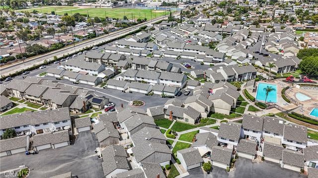 1401 W Cerritos 64, Anaheim, CA 92802