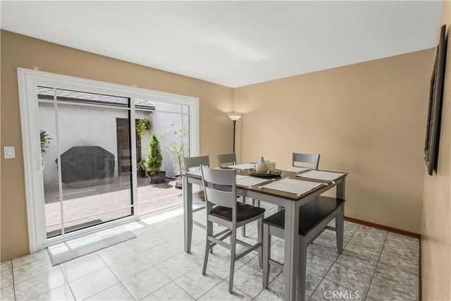 1401 W Cerritos 64, Anaheim, CA 92802