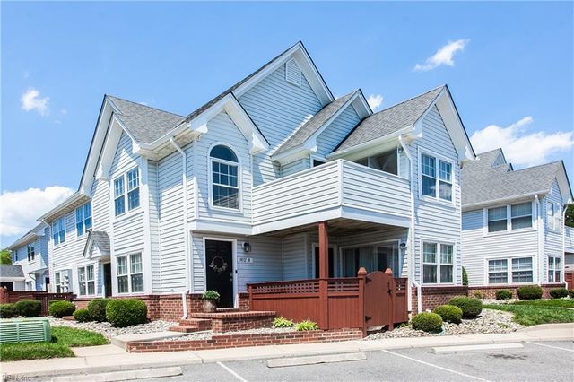 3832 New River Reach Apt B, Portsmouth, VA 23703