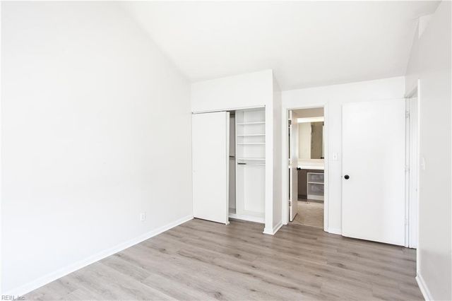 3832 New River Reach Apt B, Portsmouth, VA 23703
