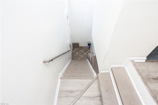 3832 New River Reach Apt B, Portsmouth, VA 23703