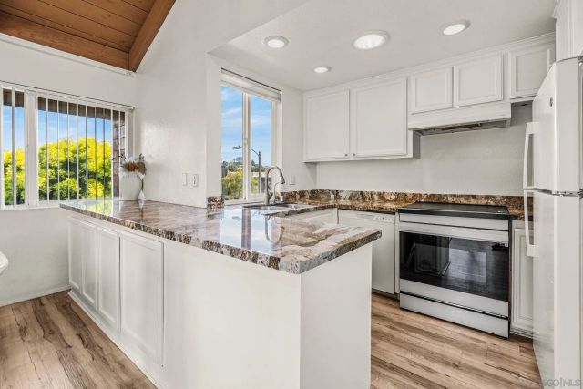 325 S Sierra Ave 39, Solana Beach, CA 92075