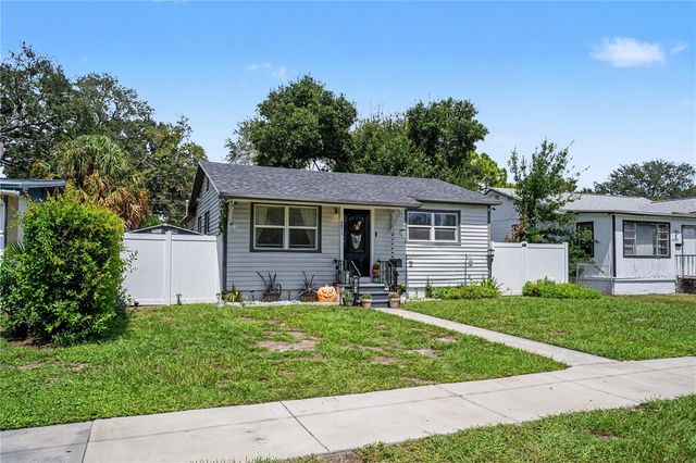 4811 12TH AVENUE S, St Petersburg, FL 33711