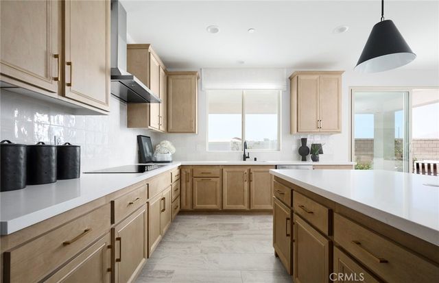 1324 Aberdeen Way, Perris, CA 92571