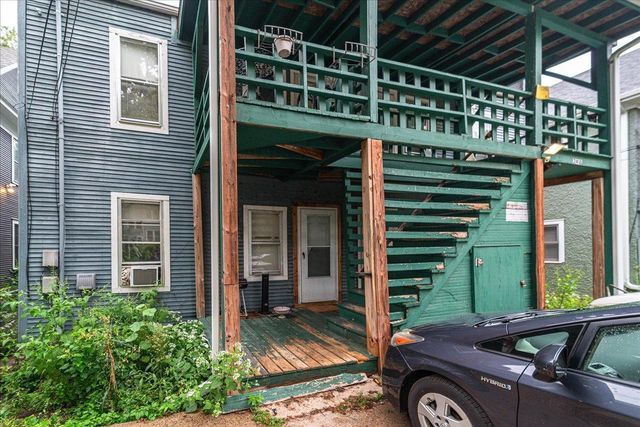 2416 4th Avenue S, Minneapolis, MN 55404