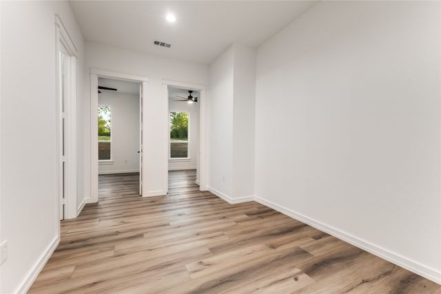 9313 W Shoreline Drive, Kemp, TX 75143