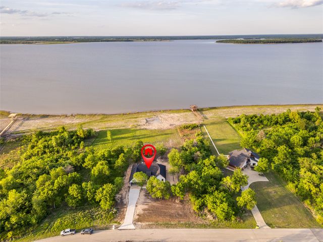 9313 W Shoreline Drive, Kemp, TX 75143