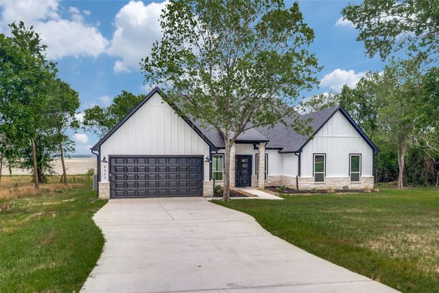 9313 W Shoreline Drive, Kemp, TX 75143