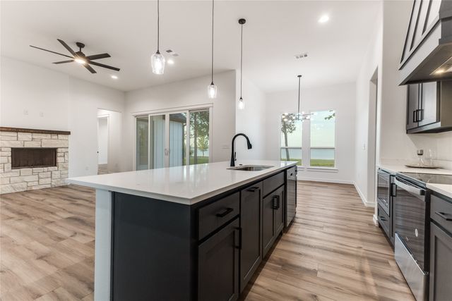 9313 W Shoreline Drive, Kemp, TX 75143