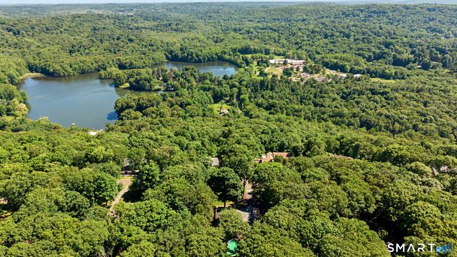 52 Seth Low Mountain Road, Ridgefield, CT 06877