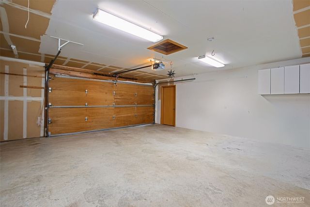 26530 Lake Fenwick Road S, Kent, WA 98032