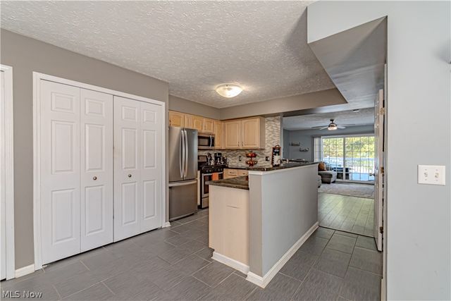 6759 Quarrystone Lane, Middleburg Heights, OH 44130