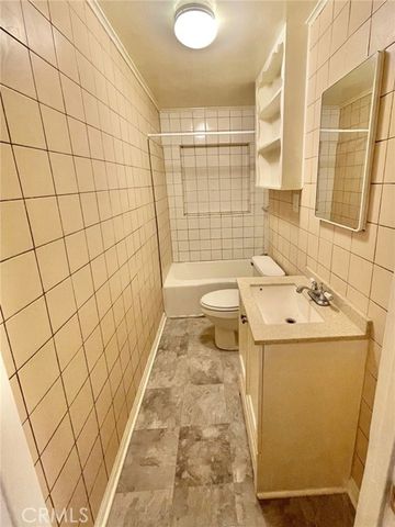 1500 E 1st Street, Long Beach, CA 90802