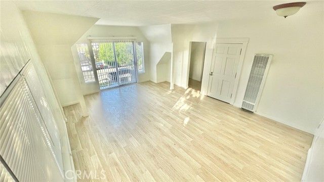 1500 E 1st Street, Long Beach, CA 90802