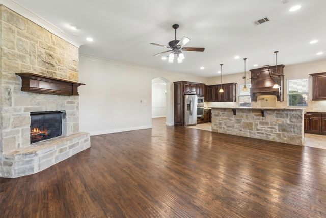 6059 The Resort Boulevard, Fort Worth, TX 76179