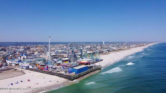 121 Sumner Avenue, Seaside Heights, NJ 08751