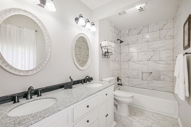 2705 Parrott Avenue, Rosenberg, TX 77471