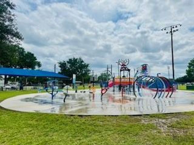 2705 Parrott Avenue, Rosenberg, TX 77471