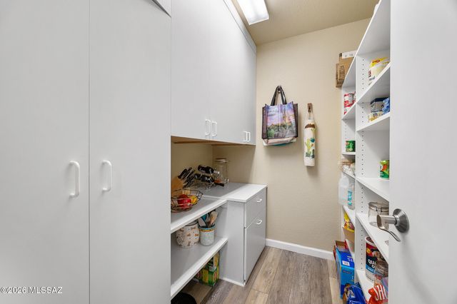 814 E Desert Glen Drive, Oro Valley, AZ 85755