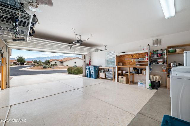 814 E Desert Glen Drive, Oro Valley, AZ 85755