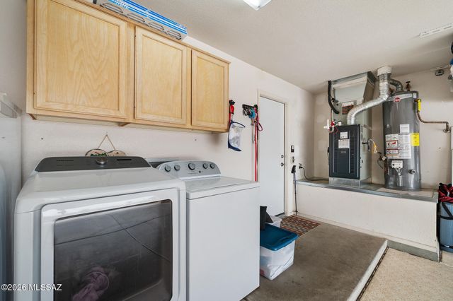 814 E Desert Glen Drive, Oro Valley, AZ 85755