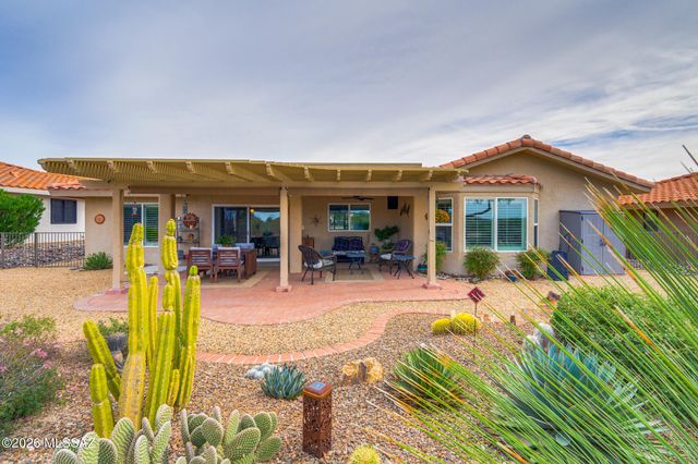 814 E Desert Glen Drive, Oro Valley, AZ 85755
