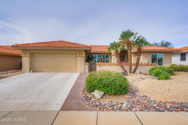 814 E Desert Glen Drive, Oro Valley, AZ 85755