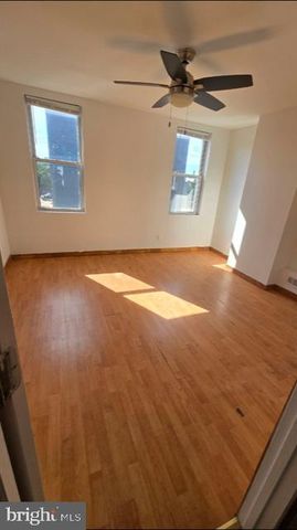 1835 N LEITHGOW ST, Philadelphia, PA 19122