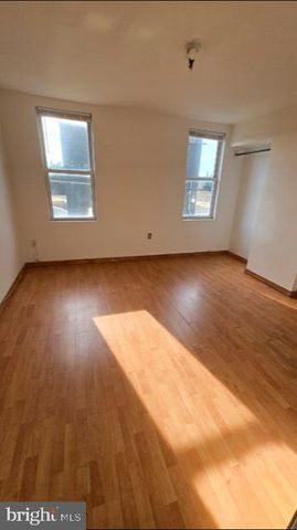 1835 N LEITHGOW ST, Philadelphia, PA 19122