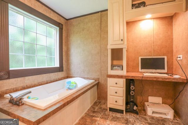 143 Mccullar Weaver Road, Milledgeville, GA 31061