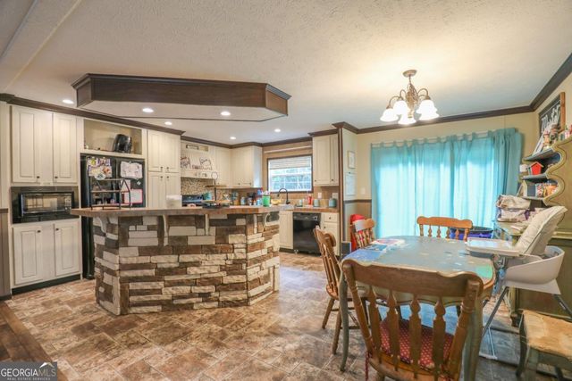 143 Mccullar Weaver Road, Milledgeville, GA 31061