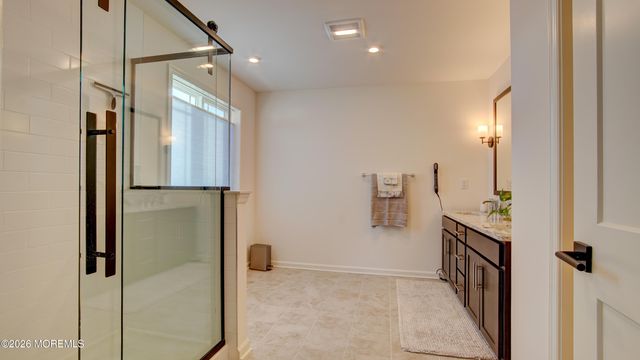 7 Impatiens Court, Old Bridge, NJ 08857