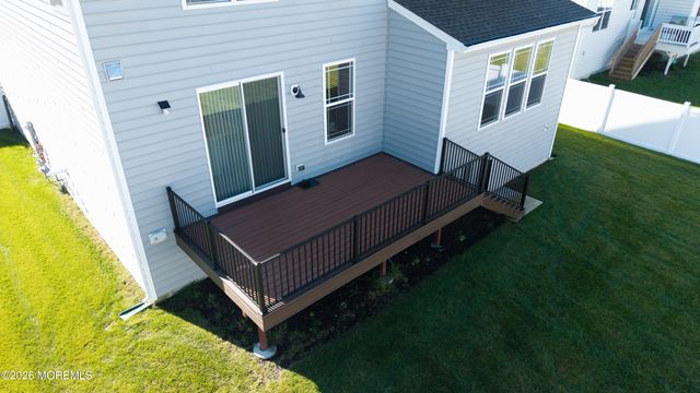 7 Impatiens Court, Old Bridge, NJ 08857