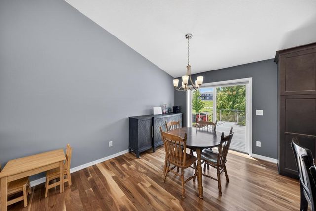 810 8th Avenue SW, Pine Island, MN 55963