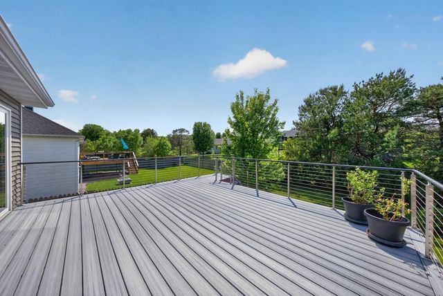 810 8th Avenue SW, Pine Island, MN 55963