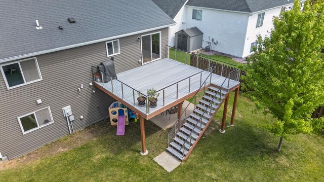 810 8th Avenue SW, Pine Island, MN 55963