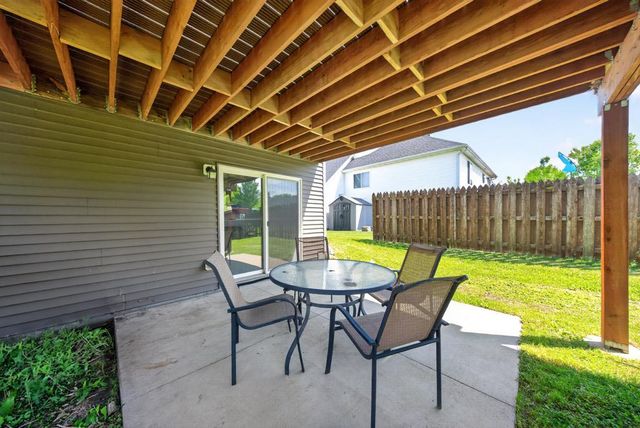 810 8th Avenue SW, Pine Island, MN 55963