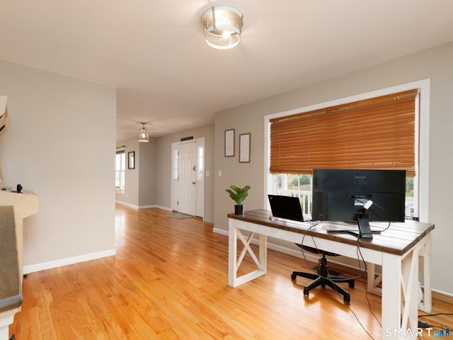 27 Maggie Court, Plymouth, CT 06786