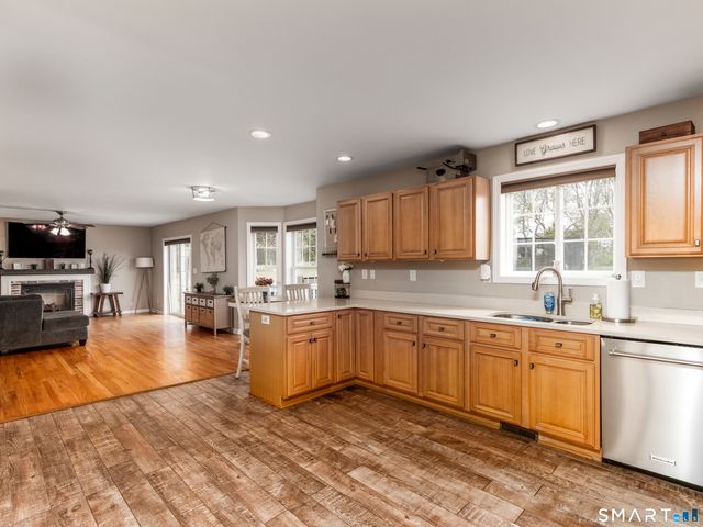 27 Maggie Court, Plymouth, CT 06786