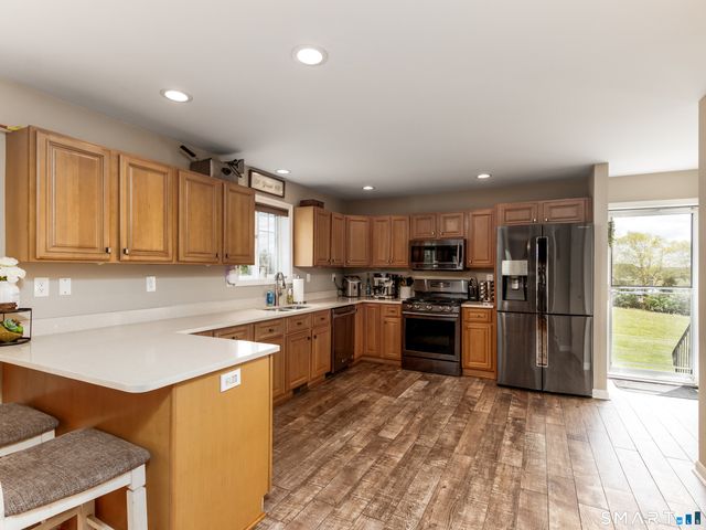 27 Maggie Court, Plymouth, CT 06786