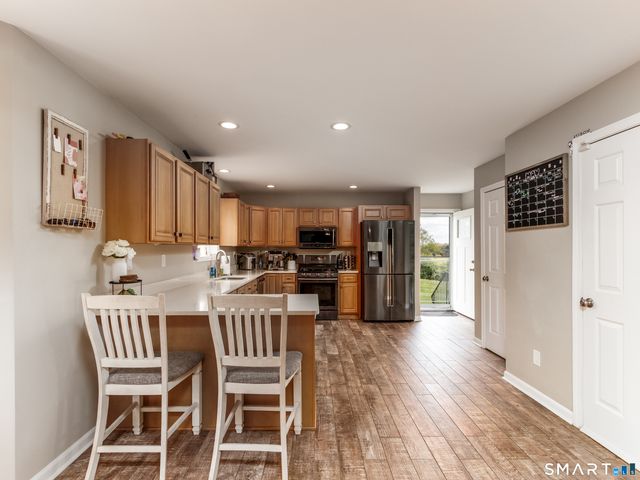 27 Maggie Court, Plymouth, CT 06786