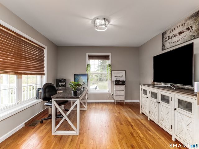 27 Maggie Court, Plymouth, CT 06786