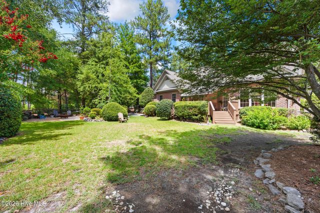 370 Sugar Pine Drive, Pinehurst, NC 28374