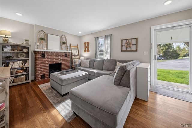 103 South Terry Road, Geddes, NY 13219